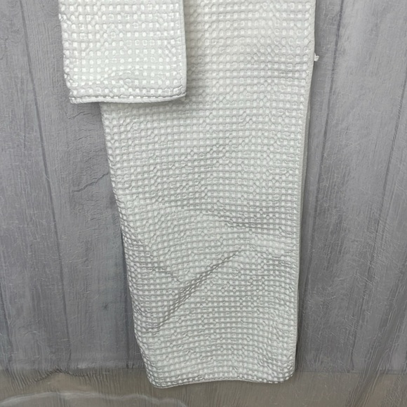 Hotel collection luxury Waffle cotton towels. - Picture 3 of 11